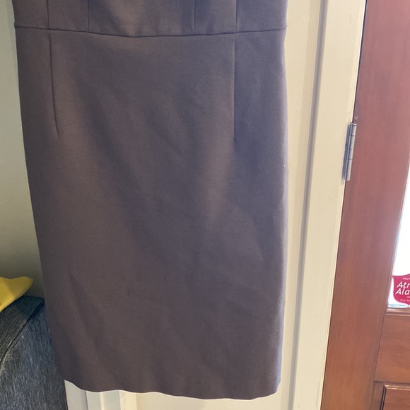 Banana Republic brown sheath short sleeve crew neck dress - Picture 4 of 10